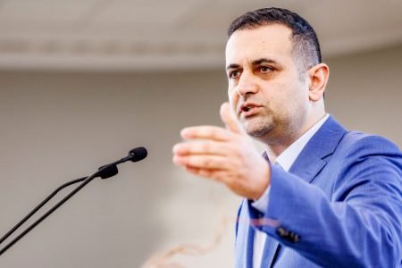 Bijan Djir-Sarai (FDP) sieht in der Ampelkoalition »kein gemeinsames Grundverständnis” bei Finanzen