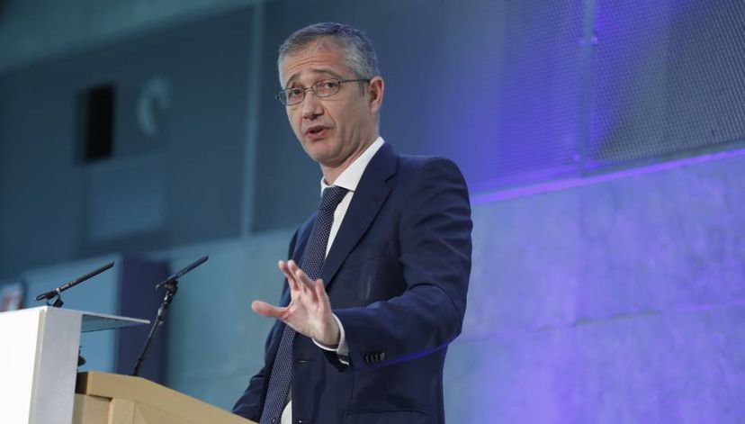 El Banco de España mejora el crecimiento pero alerta de que las tensiones financieras pueden debilitar la recuperación