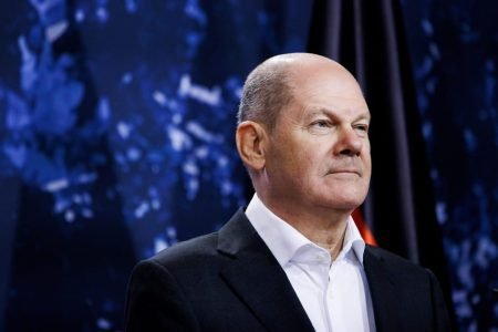 Germany’s Scholz refuses to back down in car engine standoff with Brussels