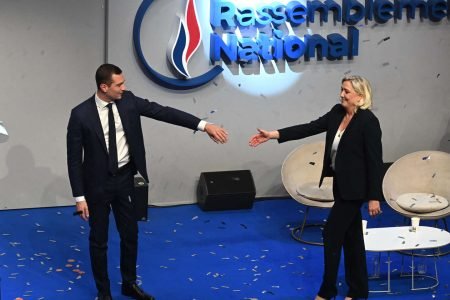 Marine Le Pen-Jordan Bardella, un duo entre confiance et contrôle