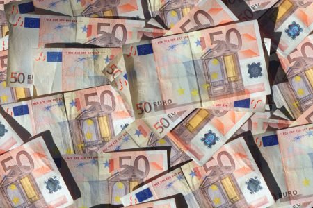 “The debt must invite us to go beyond our traditional debates between left and right”
 | EUROtoday