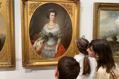 The thriller of the portray of Empress Sissi attributed to an unknown Spanish painter |  Culture
 | EUROtoday