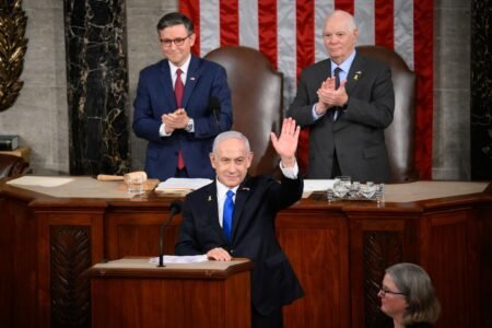 Netanyahu rebuffs critics, scolds protesters in speech to Congress
 | EUROtoday