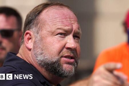 The Onion buys Alex Jones’s Infowars at public sale
 | EUROtoday