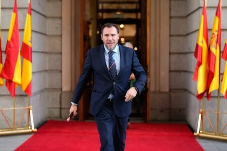 Óscar Puente assures that solely one of many contracts indicated by Aldama was signed with Ábalos as minister | Spain
 | EUROtoday