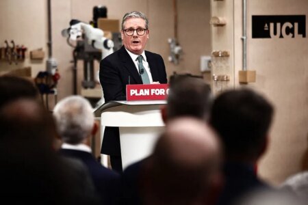 Keir Starmer promotes an AI motion plan to stimulate financial progress and shorten ready lists in public healthcare
| EUROtoday