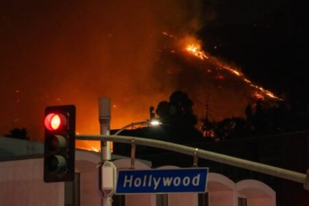 Los Angeles fires delay Oscar nominations and sequence filming | Culture
 | EUROtoday