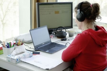 The United Kingdom is the forerunner of a world development: no extra sensible working, we’re again to bodily working
 | EUROtoday