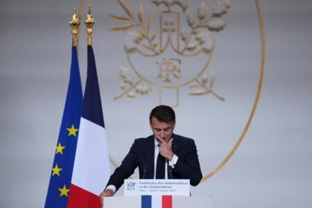 Emmanuel Macron accuses Elon Musk of supporting a “reactionary international”
 | EUROtoday