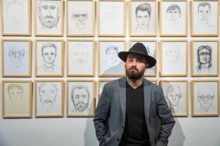 The artist Abel Azcona will meet his mom in a ‘efficiency’ 37 years after he left him | Culture
 | EUROtoday