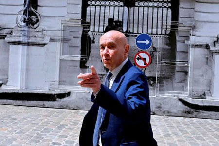Senator’s hellish prepare Claude Malhuret
 | EUROtoday