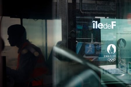 End of a 4 -month strike by bus drivers
 | EUROtoday