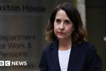Labour has ethical obligation to get sick into work, MPs say
 | EUROtoday