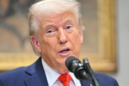 Trump Says 25% Tariffs On Mexican And Canadian Imports Will Start Tomorrow
 | EUROtoday