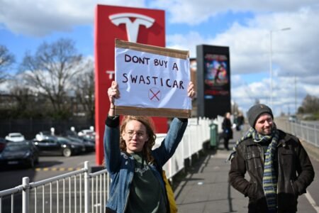 Who is behind the anti-Elon Musk protests focusing on Tesla in London?
 | EUROtoday