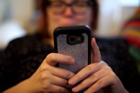 Phone ‘sim farms’ set to be banned in main UK rip-off crackdown
 | EUROtoday