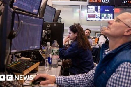 Stocks soar as US president proclaims tariff pause
 | EUROtoday