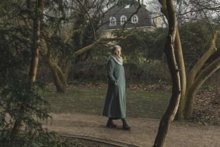 “River lines” by Katharina Hagena: A backyard stuffed with tales
 | EUROtoday