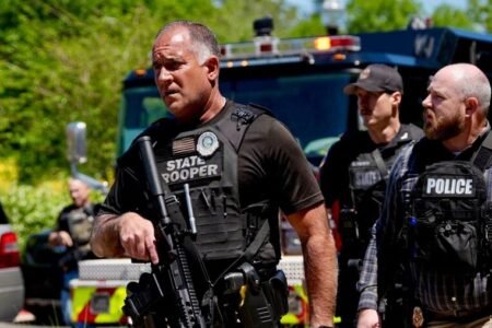 Florida State University taking pictures, two useless and 6 accidents
 | EUROtoday