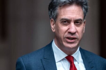 Ed Miliband offers go-ahead to generators as tall as Eiffel Tower | Politics | News
 | EUROtoday