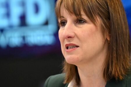 Rachel Reeves left red-faced as lecturers threaten strike after enormous pay rise | Politics | News
 | EUROtoday
