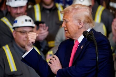 The new Trump tariffs enter into pressure and hit the world economic system | International
 | EUROtoday
