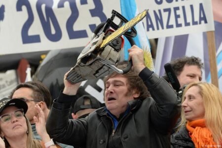 With Milei 500 days in workplace, are Argentinians higher off? – DW – 04/22/2025
 | EUROtoday