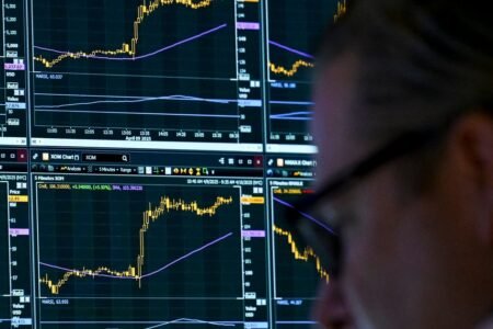 Democrats Call For SEC Insider Trading Probe Into Possible Trump Market Manipulation
 | EUROtoday