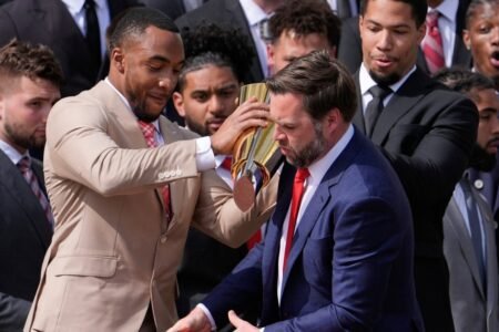 Social Media Reacts To JD Vance Fumbling Ohio State Football Trophy
| EUROtoday