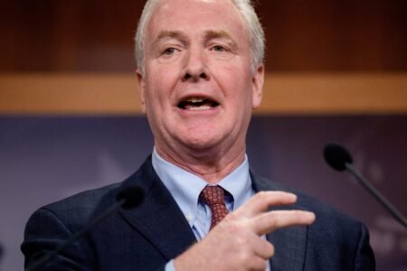 U.S. Senator Denied Meeting With Abrego Garcia In El Salvador
 | EUROtoday