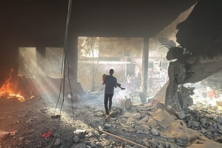 At least 27 useless in an Israeli bombing in a Gaza college that housed displaced | International
 | EUROtoday