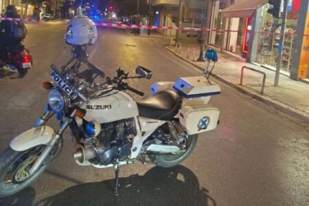 Athens, bomb in entrance of the headquarters of the Hellenic Train railway firm
 | EUROtoday