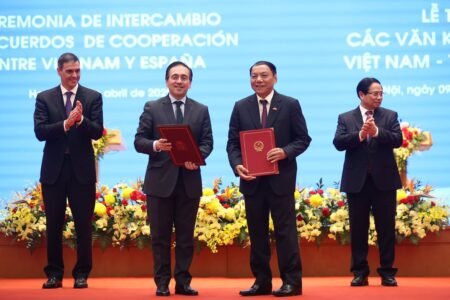 Donald Trump’s tariff battle, reside | Sánchez sees Trump’s flip as “a door to negotiation” after an “unjustified and unfair” determination | International
 | EUROtoday