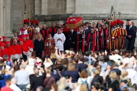 Pope Francis funeral newest: Pontiff’s physique arrives at St Peter’s Basilica with public viewings set to start
 | EUROtoday