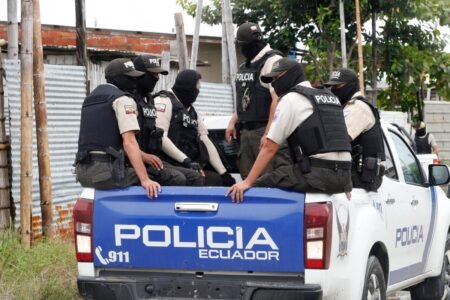 British man ‘lynched by mob’ after being dragged out of Ecuador police station
 | EUROtoday