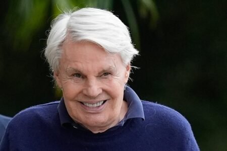 Ex-Abercrombie CEO has dementia and is unfit to face sex-trafficking trial, attorneys say
 | EUROtoday