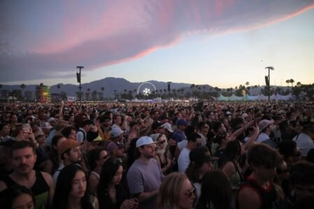 Wagner sounds on the good night time of Charlie XCX and Bernie Sanders in Coachella | Culture
 | EUROtoday