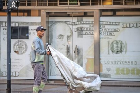 Foreign loosening conjures up the inventory alternate and weakens the peso
 | EUROtoday