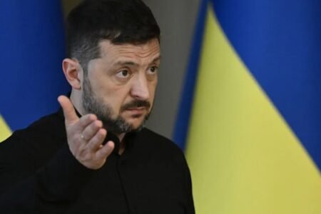 Zelenski highlights Putin in opposition to Trump
| EUROtoday