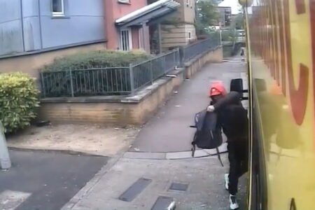 Watch second brazen thief steals paramedics’ bag as they deal with affected person | News
 | EUROtoday