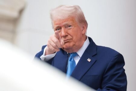Ukrainekrieg: Donald Trump accuses Wladimir Putin “Game with the Fire”
 | EUROtoday