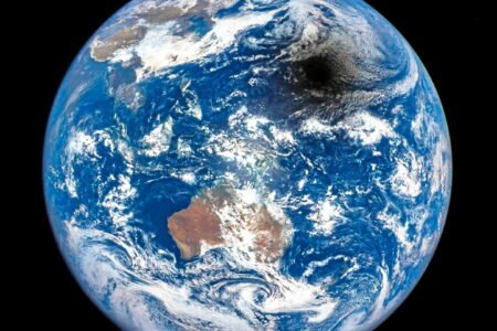 How to exhibit (simply) that the earth is spherical
 | EUROtoday