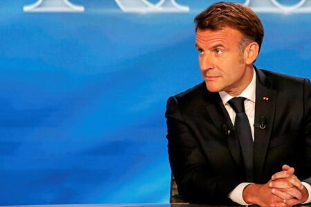 Macron, the president who doesn’t know  be silent
 | EUROtoday