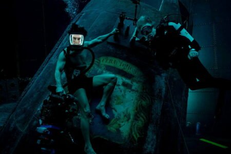 Tom Cruise in entrance of an apocalyptic AI and his personal limits
 | EUROtoday