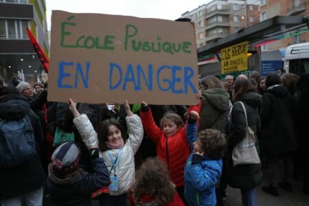 In Paris, behind class closures, an academy with a number of exceptions
 | EUROtoday