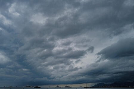 At least three useless, torn bridges … The Var affected by violent thunderstorms
 | EUROtoday