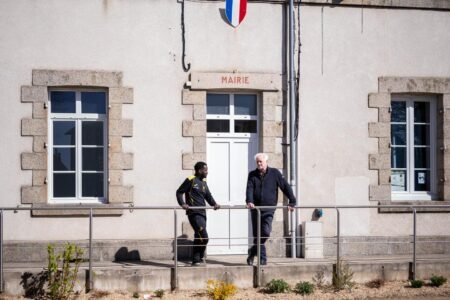 “Let’s strengthen the role of mayors on a national scale by allowing them to initiate referendums”
 | EUROtoday