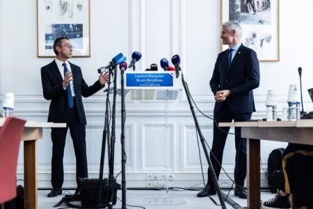 Between Bruno Retailleau and Laurent Wauquiez, the warfare of the appropriate has hardly occurred
 | EUROtoday