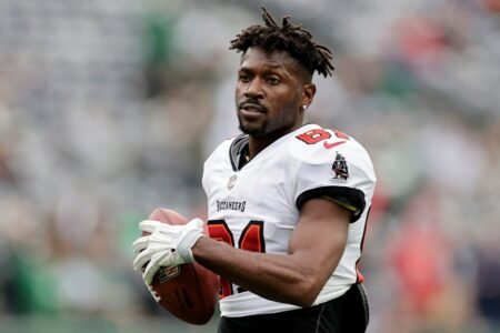 Antonio Brown detained after gunshots outdoors Adin Ross’ boxing occasion
 | EUROtoday
