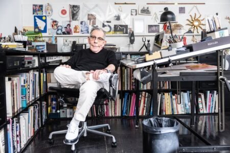 Juan Gatti, el diseñador de la modernidad española: “Me hace ilusión pensar cuántos chicos se han criado con un póster de Almodóvar en la habitación” | Cultura | EUROtoday